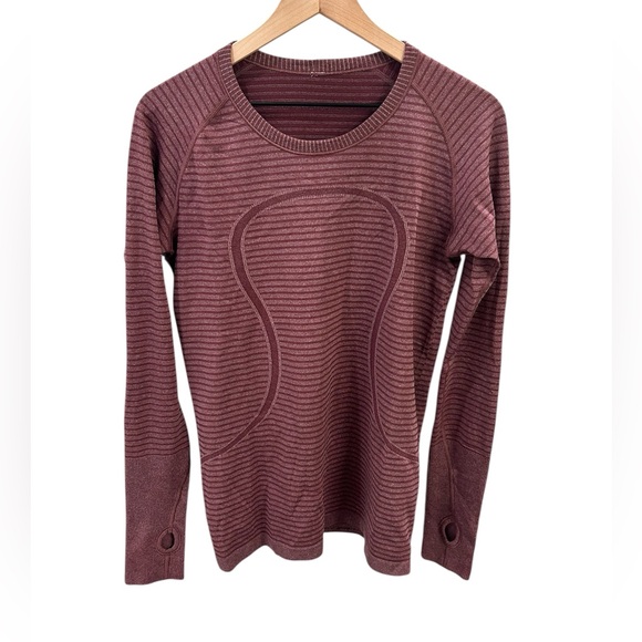 lululemon athletica Tops - Lululemon Swiftly Tech Long Sleeve Crew – Women’s Size 10